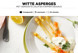 Witte asperges met gerookte zalm en kappertjessaus